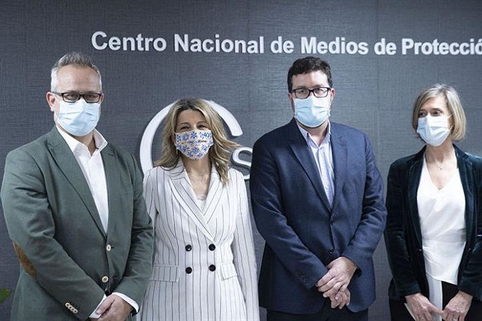 La vicepresidenta segunda y ministra de Trabajo y Economía Social, Yolanda Díaz, en su visita al Centro Nacional de Medios de Protección (CNMP)