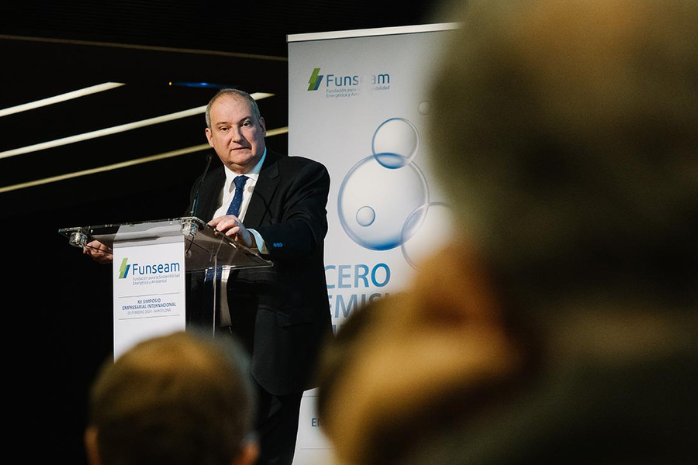 El ministro de Industria y Turismo, Jordi Hereu, durante la clausura del simposio 'Estrategia Cero Emisiones Netas. Por una Industria Competitiva y Sostenible'.