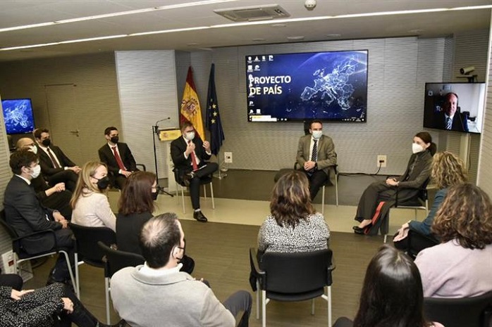 La ministra de Justicia, Pilar Llop, durante su visita al centro de innovación tecnológico del Ministerio