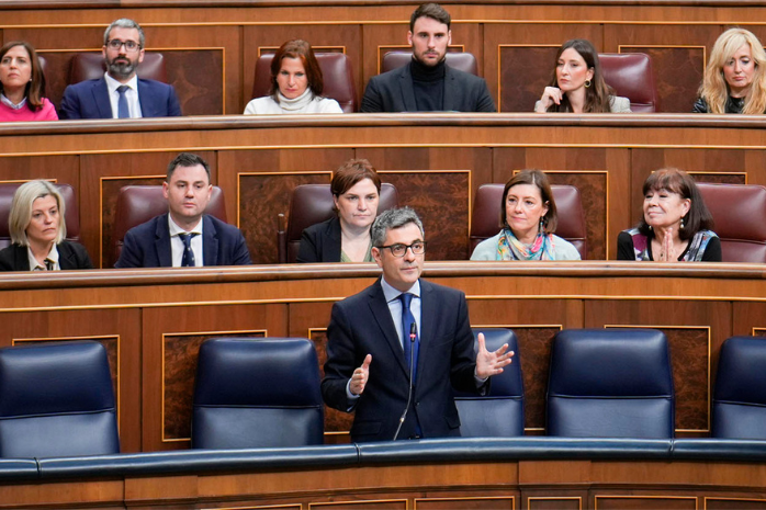 El ministro de la Presidencia, Justicia y Relaciones con las Cortes, Félix Bolaños, en el Pleno del Congreso de los Diputados