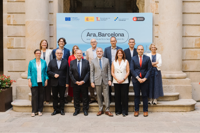 foto de familia del Foro “Ara Barcelona avança amb els fons Netx Generation EU”.