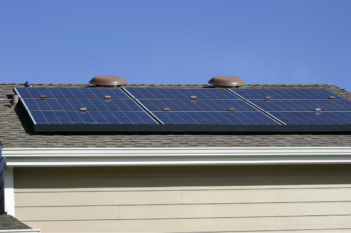 placas solares en un tejado