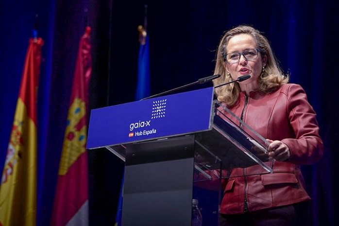 La vicepresidenta primera y ministra de Asuntos Económicos y Transformación Digital, Nadia Calviño, durante su intervención en el acto constitutivo de la Asociación Gaia-X España en Talavera de la Reina