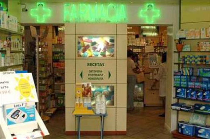 Interior de una farmacia