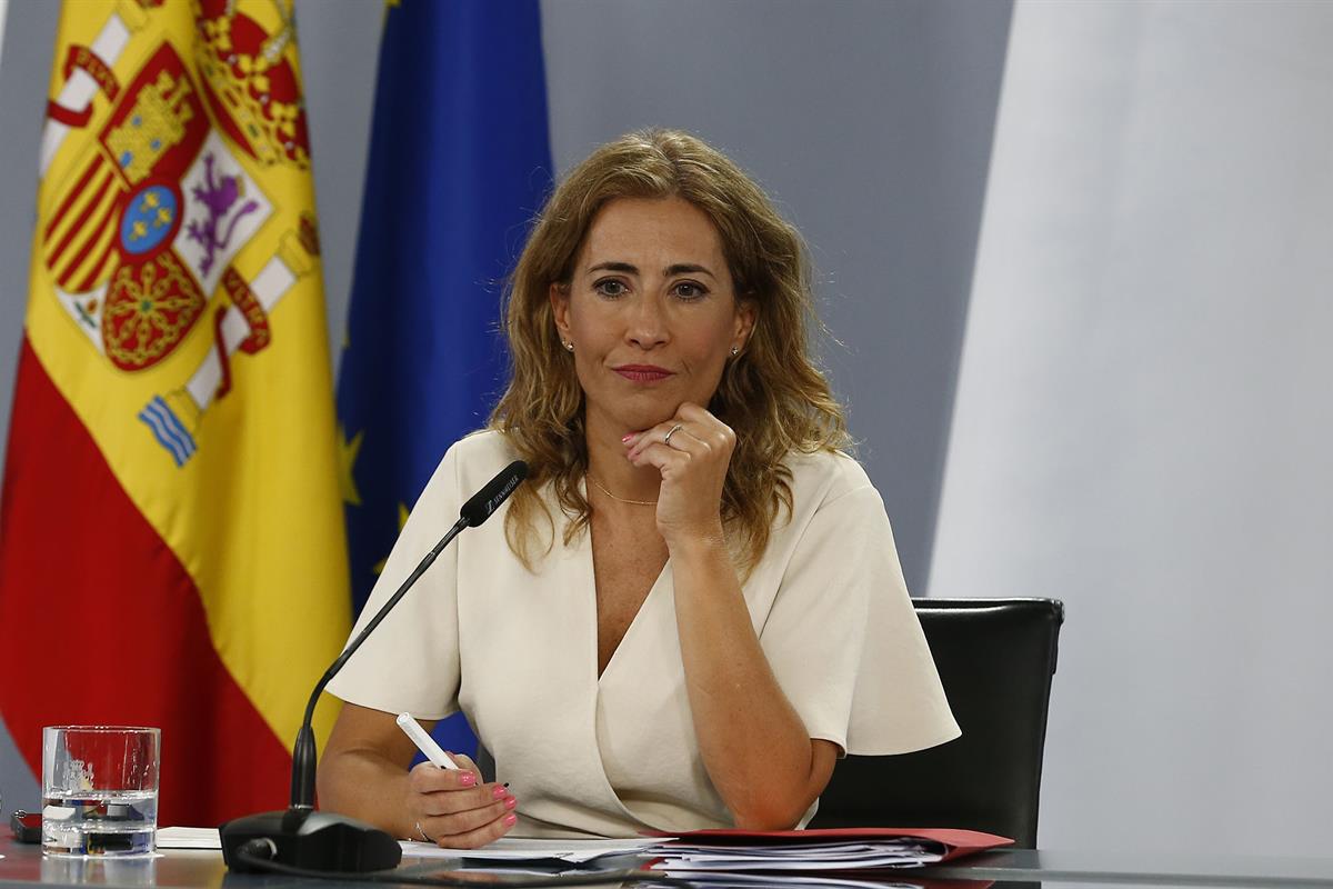 La ministra de Transportes, Movilidad y Agenda Urbana durante su intervención en la rueda de prensa posterior al Consejo de Ministros