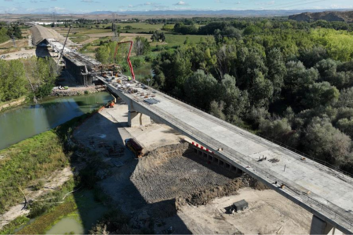 obras sobre un puente