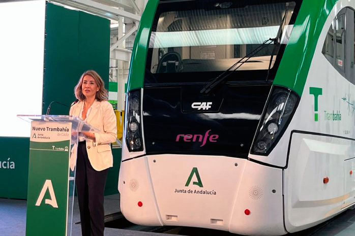  La ministra Raquel Sánchez, en el viaje inaugural del Tren Tranvía de la Bahía de Cádiz  La ministra de Transportes, Movilidad y Agenda Urbana, Raquel Sánchez, durante su intervención en el acto del viaje inaugural del Trambahía