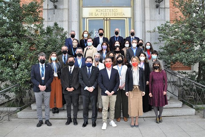 Foto de grupo del Consejo Asesor del Alto Comisionado para España Nación Emprendedora