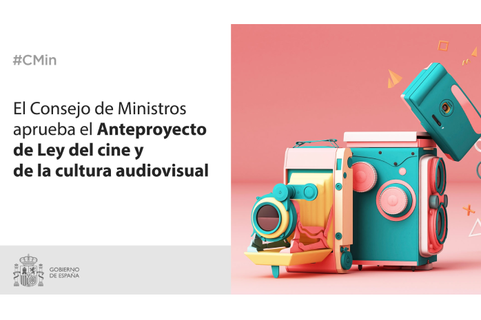 Diapositiva del Anteproyecto de Ley del cine con una imagen de una cámara de cine