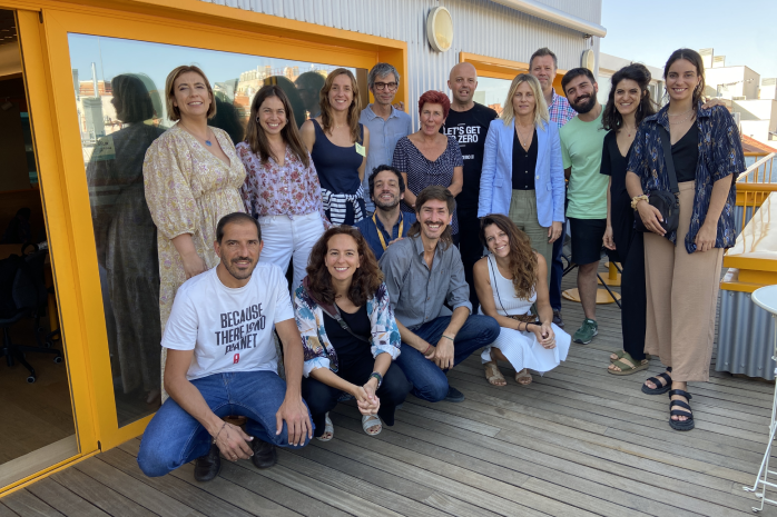 Equipo de comunidades de emprendimiento locales