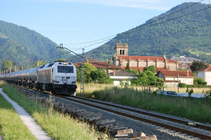 Estación de Los Corrales de Buelna en Cantabria